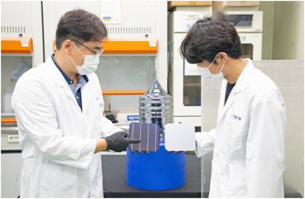 綠色創(chuàng)新新突破 韓國(guó)高效太陽(yáng)能電池板回收技術(shù)引領(lǐng)循環(huán)經(jīng)濟(jì)